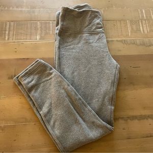 Luluemon Fleece Leggings Grey size 8